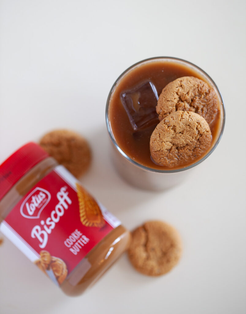 gingersnap coffee with cookie butter