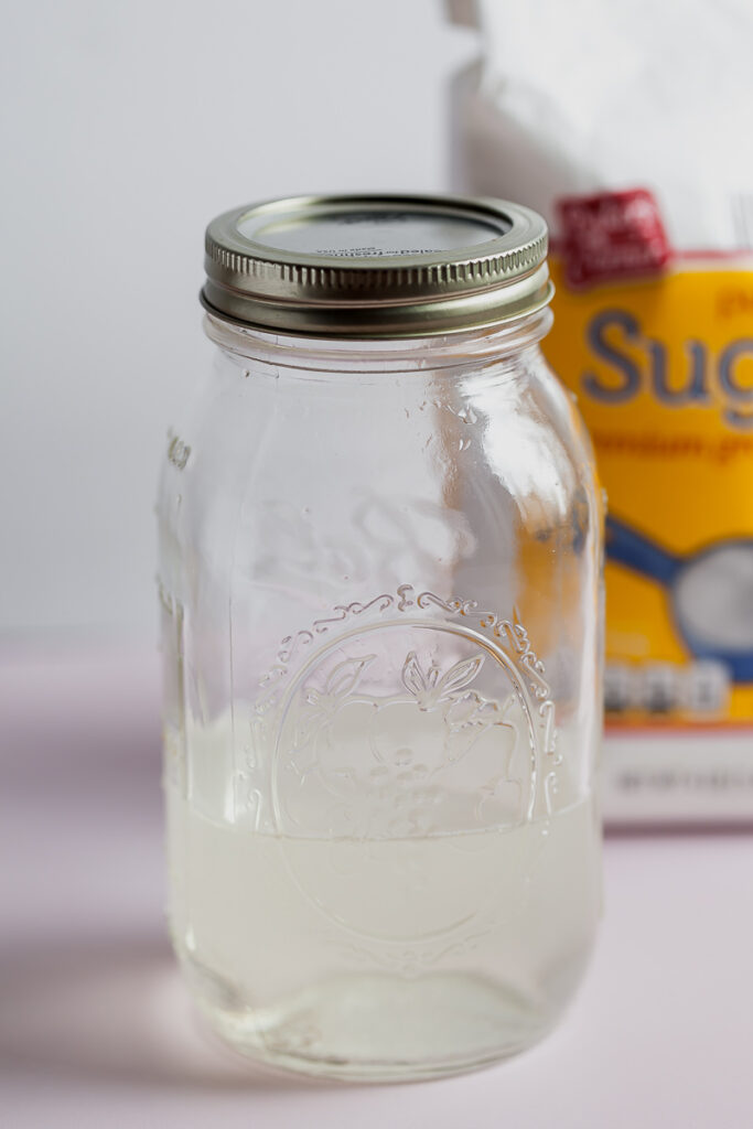 simple syrup in a mason jar